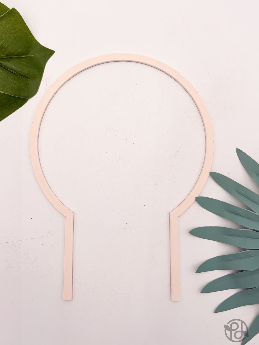 Arka™ Halo Plant Trellis