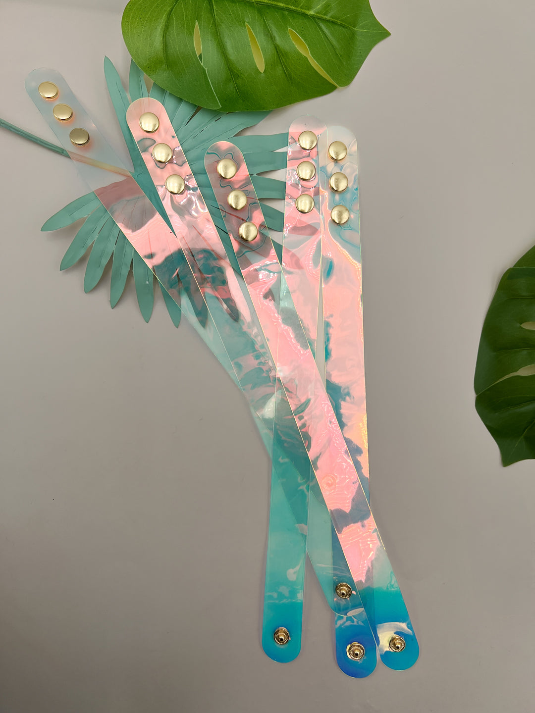 Iridescent Plant Straps